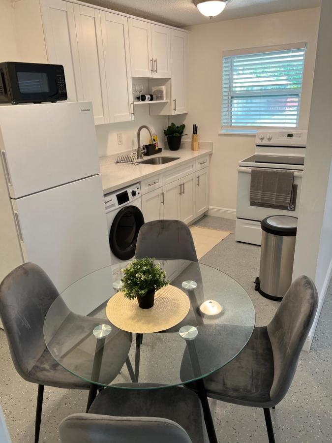 Cozy & Beautiful 1Bd Apartment W/Full Kitchen! Fort Lauderdale Exterior photo